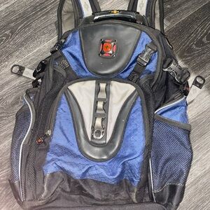 Wenger Maxxum SwissGear computer backpack